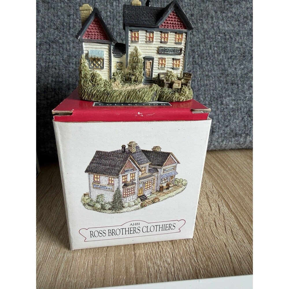 VTG FALLS VILLAGE/AMERICANA COLLECTION w/BOXES- 17 available, 100$ - Picture 14 of 16